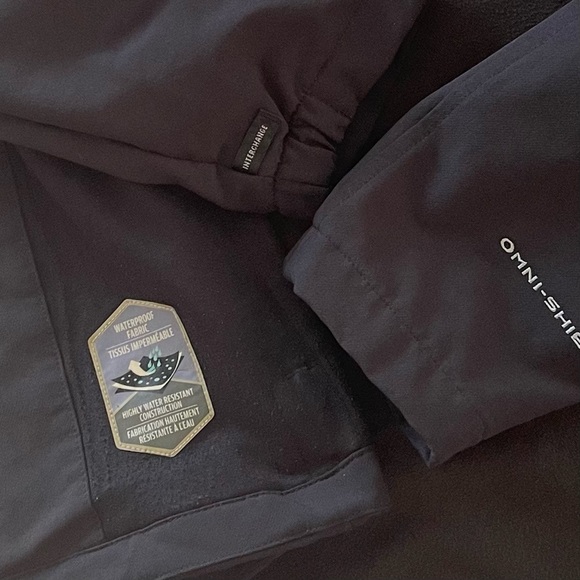 SOLD.  Columbia Men’s Interchange Omni-Shield Soft Shell Jacket Black M - Picture 6 of 10